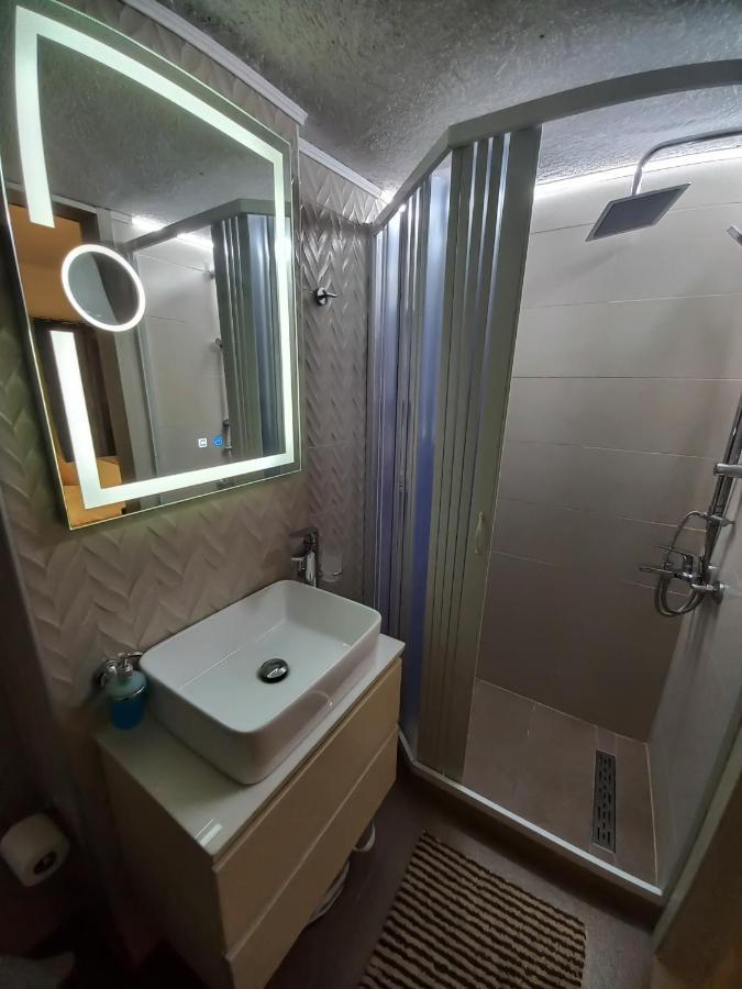 Mk Lux Suites - Steps To Beach Agios Nikolaos  Bagian luar foto