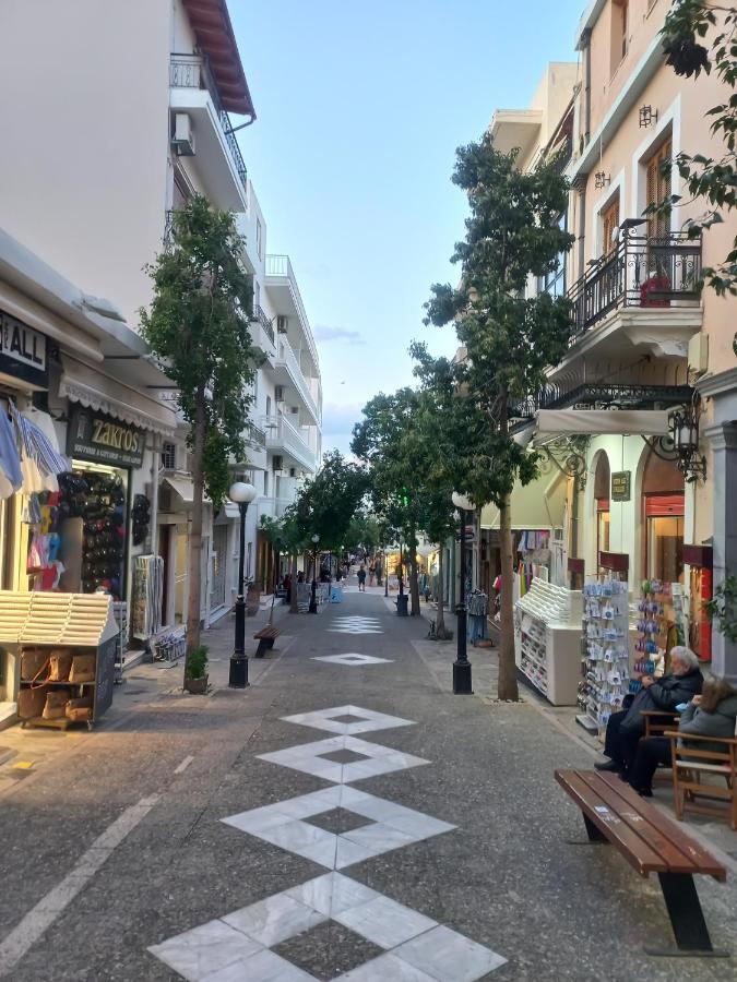 Mk Lux Suites - Steps To Beach Agios Nikolaos  Bagian luar foto