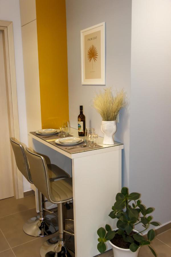 Mk Lux Suites - Steps To Beach Agios Nikolaos  Bagian luar foto